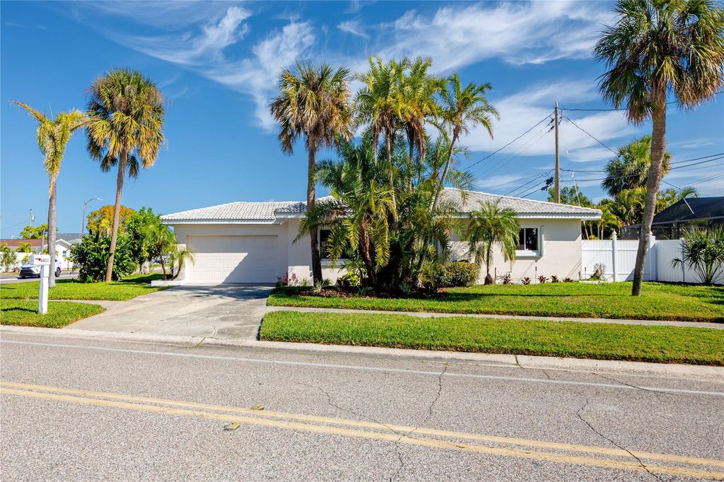 8851 GULF BOULEVARD, St Pete Beach, FL 33706