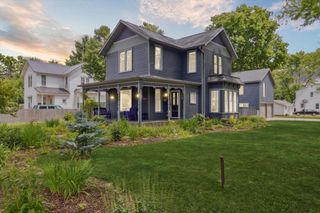 708 E 4th Avenue, Brodhead, WI 53520