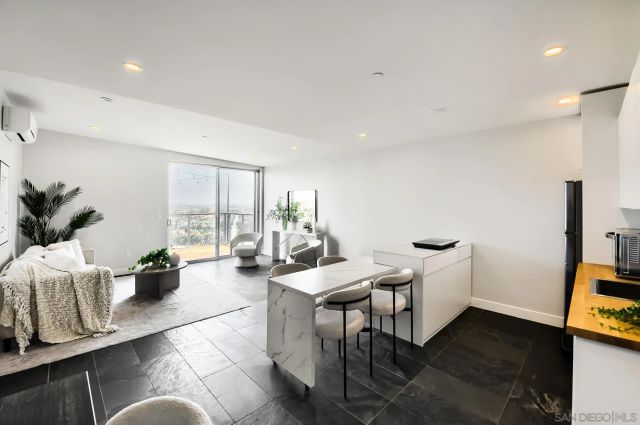 5725 Soledad Mountain, La Jolla, CA 92037