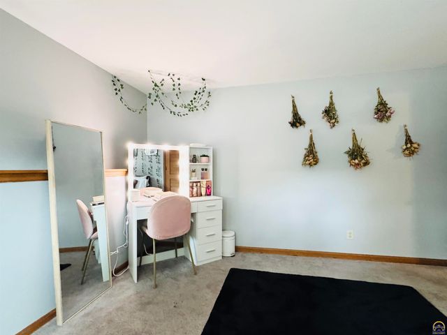 3013 SW Atwood AVE, Topeka, KS 66614