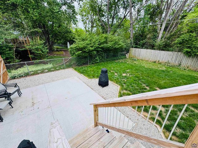 3013 SW Atwood AVE, Topeka, KS 66614