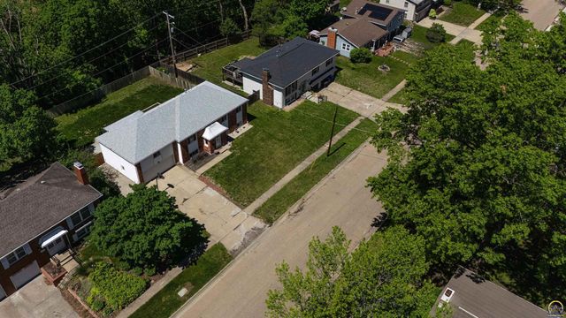 3013 SW Atwood AVE, Topeka, KS 66614