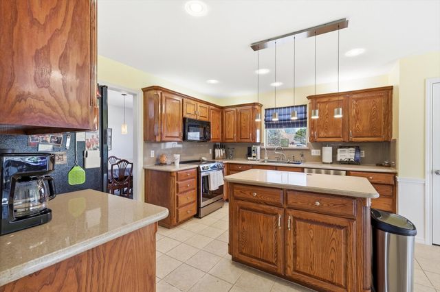 112 Harli Drive, Trenton, TX 75490