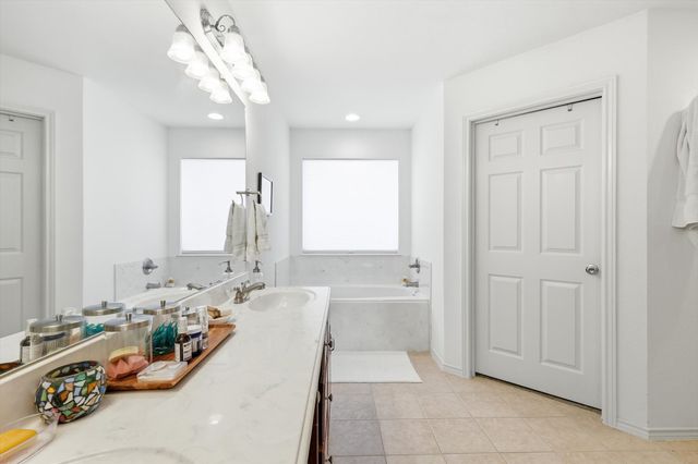 112 Harli Drive, Trenton, TX 75490