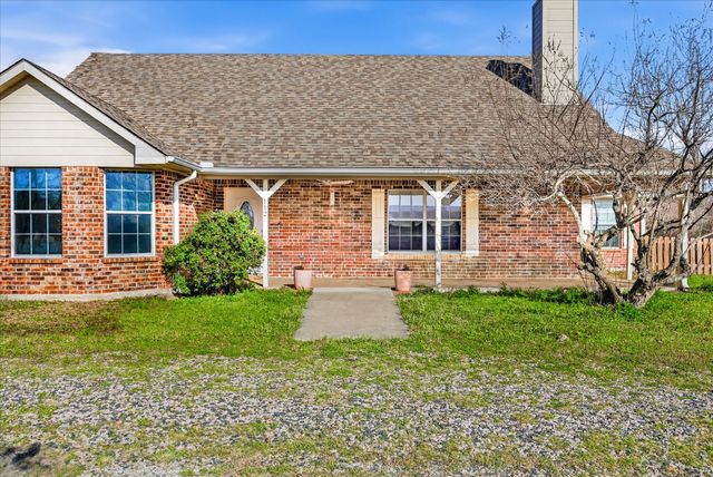 112 Harli Drive, Trenton, TX 75490
