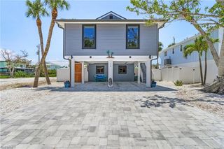 130 Madison CT, Fort Myers Beach, FL 33931