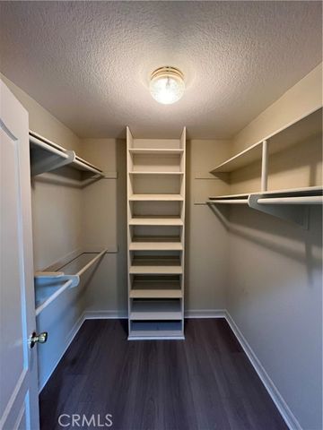 19630 Pine Valley, Porter Ranch (los Angeles), CA 91326