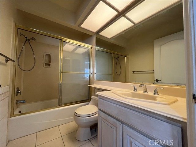 19630 Pine Valley, Porter Ranch (los Angeles), CA 91326