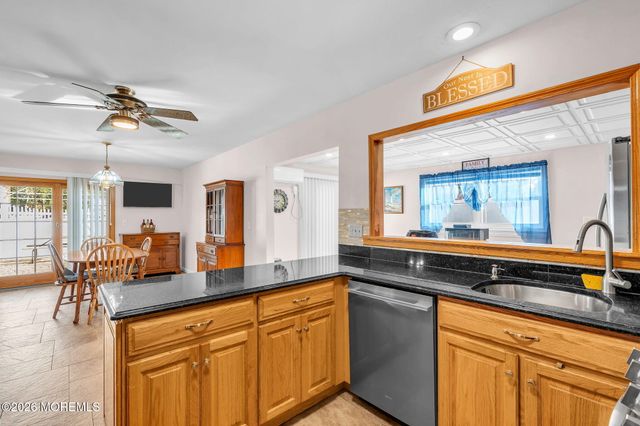 917 Cherry Cove Court, Toms River, NJ 08753