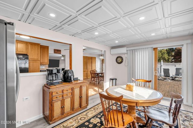 917 Cherry Cove Court, Toms River, NJ 08753