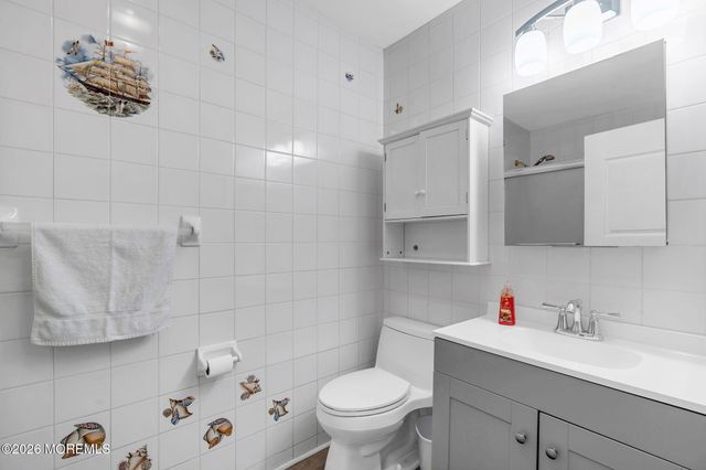 917 Cherry Cove Court, Toms River, NJ 08753