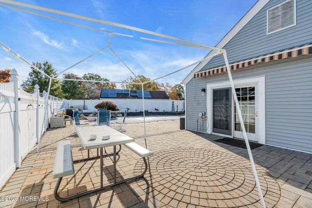 917 Cherry Cove Court, Toms River, NJ 08753