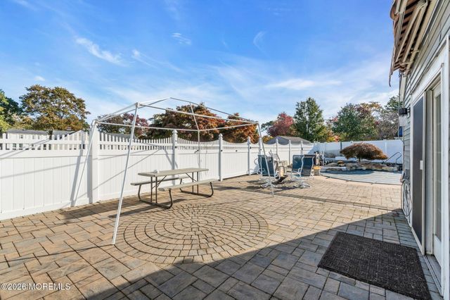 917 Cherry Cove Court, Toms River, NJ 08753