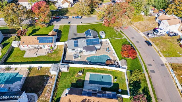 917 Cherry Cove Court, Toms River, NJ 08753