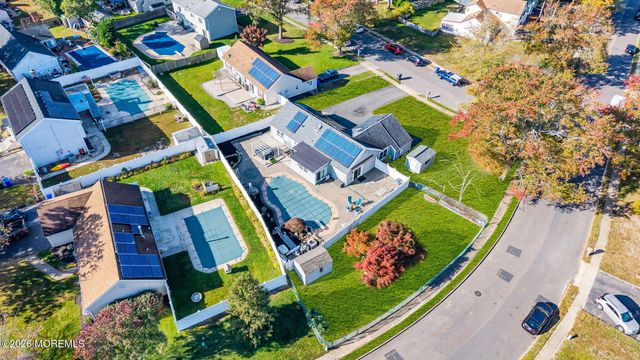 917 Cherry Cove Court, Toms River, NJ 08753
