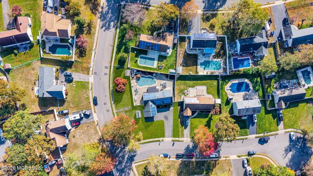 917 Cherry Cove Court, Toms River, NJ 08753