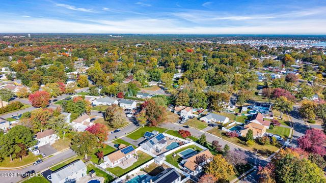 917 Cherry Cove Court, Toms River, NJ 08753