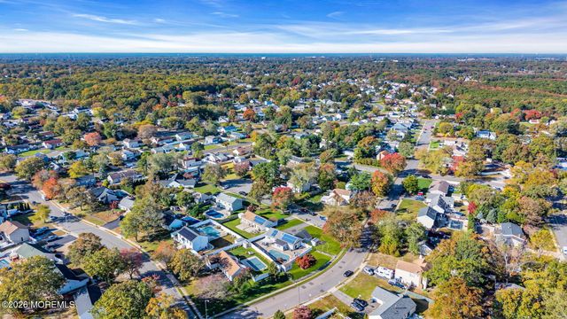 917 Cherry Cove Court, Toms River, NJ 08753
