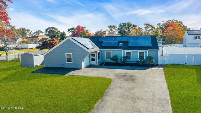 917 Cherry Cove Court, Toms River, NJ 08753
