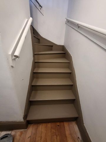 809 Warren Ave, Brockton, MA 02301