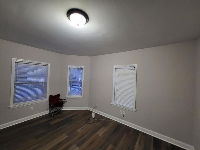 809 Warren Ave, Brockton, MA 02301