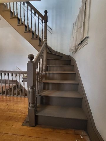 809 Warren Ave, Brockton, MA 02301