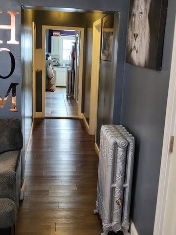 809 Warren Ave, Brockton, MA 02301