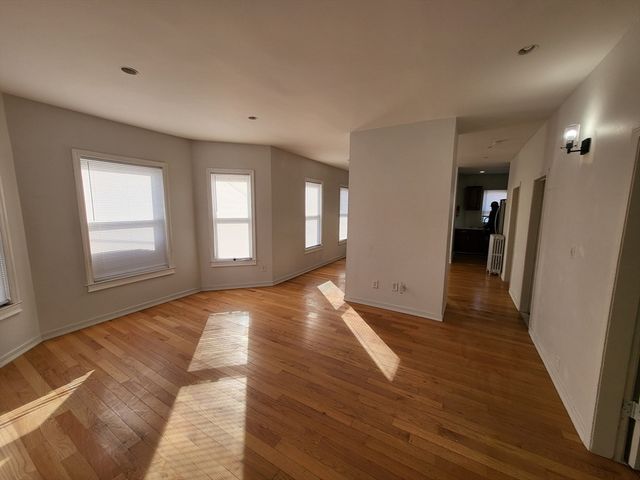 809 Warren Ave, Brockton, MA 02301