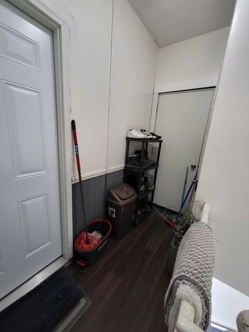 809 Warren Ave, Brockton, MA 02301