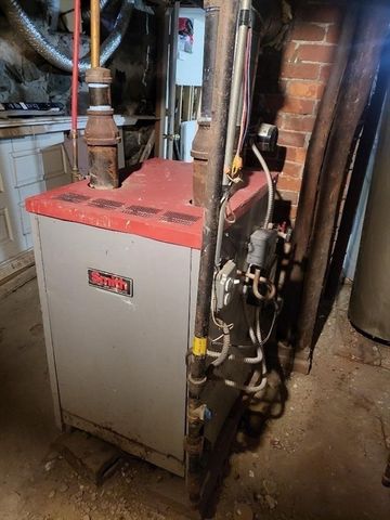 809 Warren Ave, Brockton, MA 02301