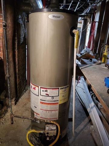 809 Warren Ave, Brockton, MA 02301