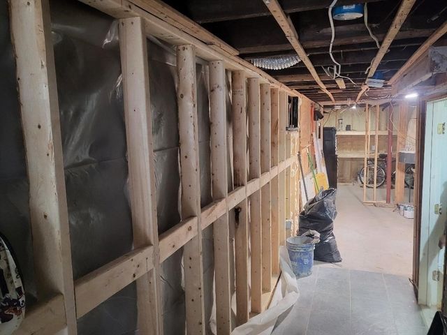 809 Warren Ave, Brockton, MA 02301