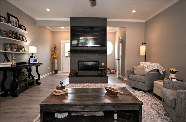 157 Viareggio, Finleyville, PA 15332