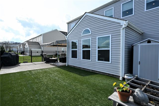 157 Viareggio, Finleyville, PA 15332