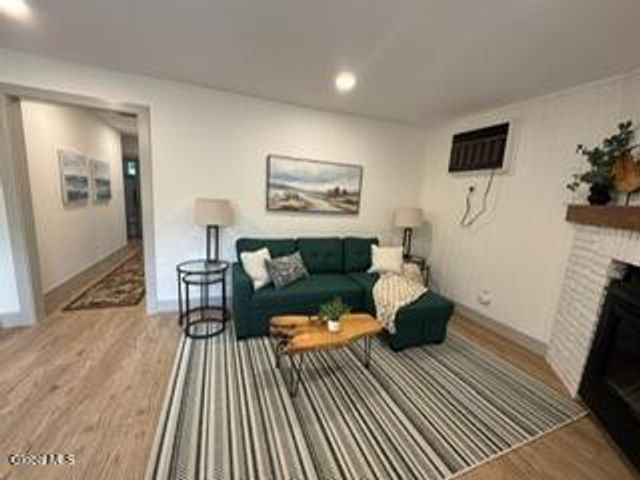 8 Read Drive, Lake Luzerne, NY 12846