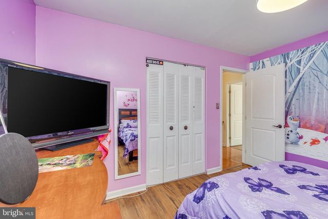 8661 WYNDAM RD, Pennsauken, NJ 08109