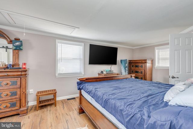 8661 WYNDAM RD, Pennsauken, NJ 08109