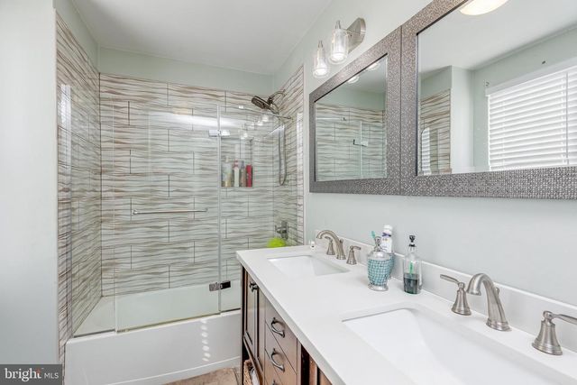 8661 WYNDAM RD, Pennsauken, NJ 08109