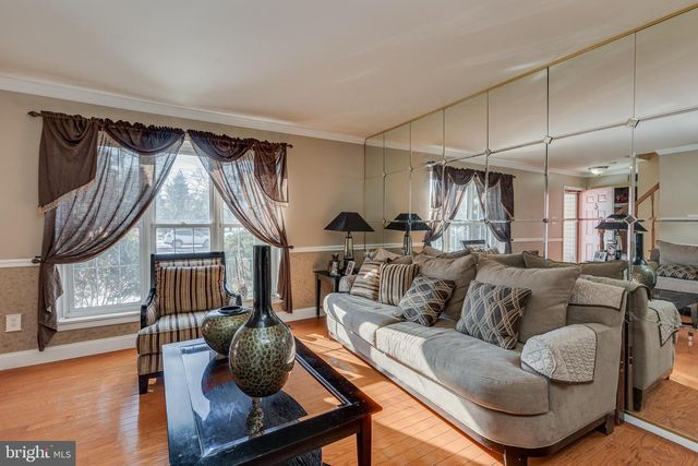 8661 WYNDAM RD, Pennsauken, NJ 08109