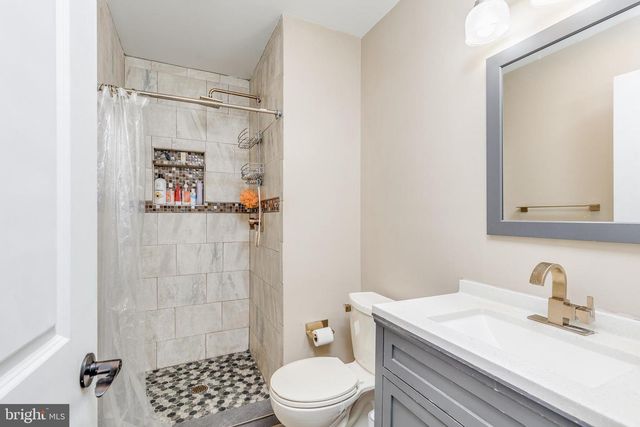 8661 WYNDAM RD, Pennsauken, NJ 08109