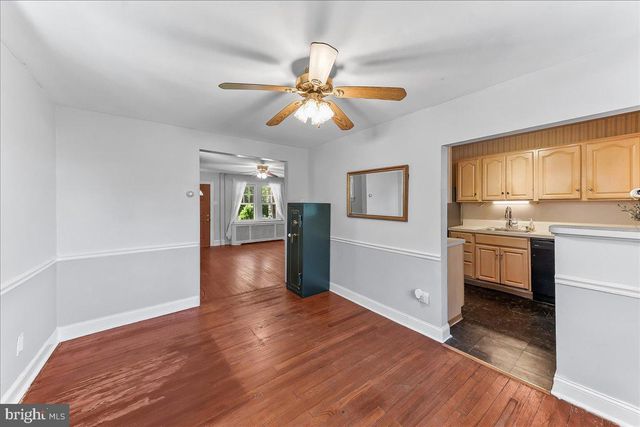 44 HILLSIDE AVE, Upper Darby, PA 19082