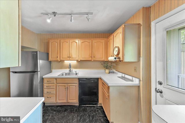 44 HILLSIDE AVE, Upper Darby, PA 19082