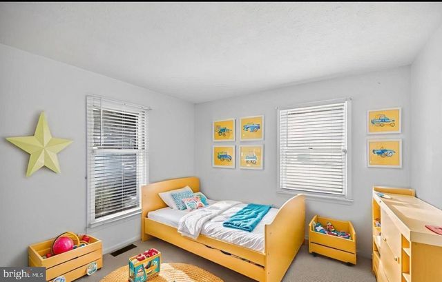 4807 EXECUTIVE DR, Gainesville, VA 20155