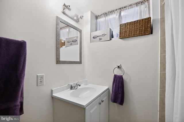 4807 EXECUTIVE DR, Gainesville, VA 20155