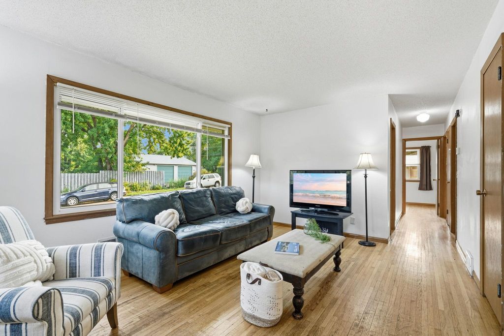 4357 Main Street NE, Columbia Heights, MN 55421 — photo 2