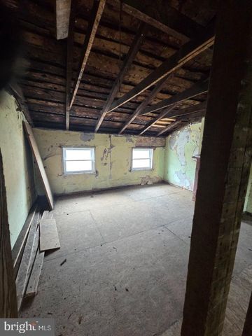 1046 W BALTIMORE ST, Baltimore, MD 21223
