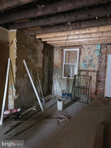 1046 W BALTIMORE ST, Baltimore, MD 21223