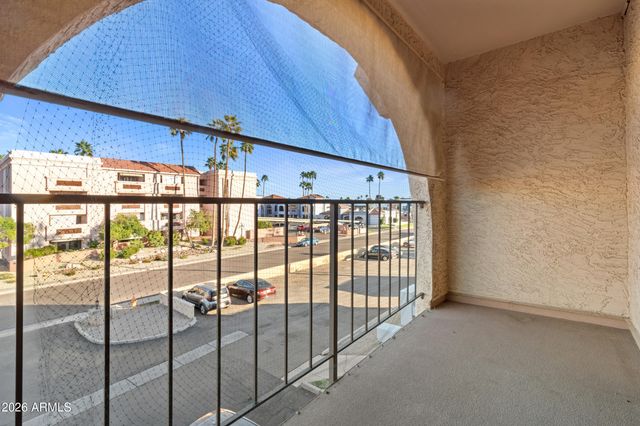 3033 E DEVONSHIRE Avenue 3008, Phoenix, AZ 85016