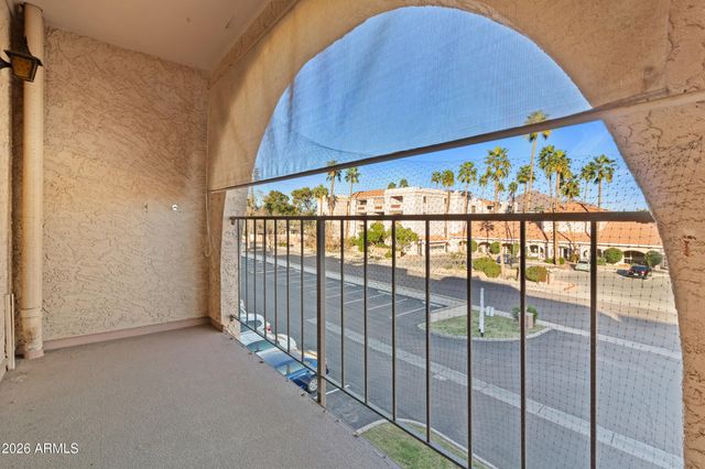 3033 E DEVONSHIRE Avenue 3008, Phoenix, AZ 85016