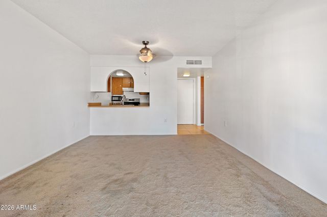 3033 E DEVONSHIRE Avenue 3008, Phoenix, AZ 85016